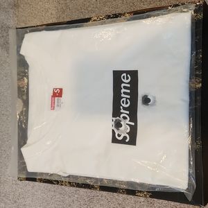 Supreme box logo Shibuya bullet holes t-shirt size Large